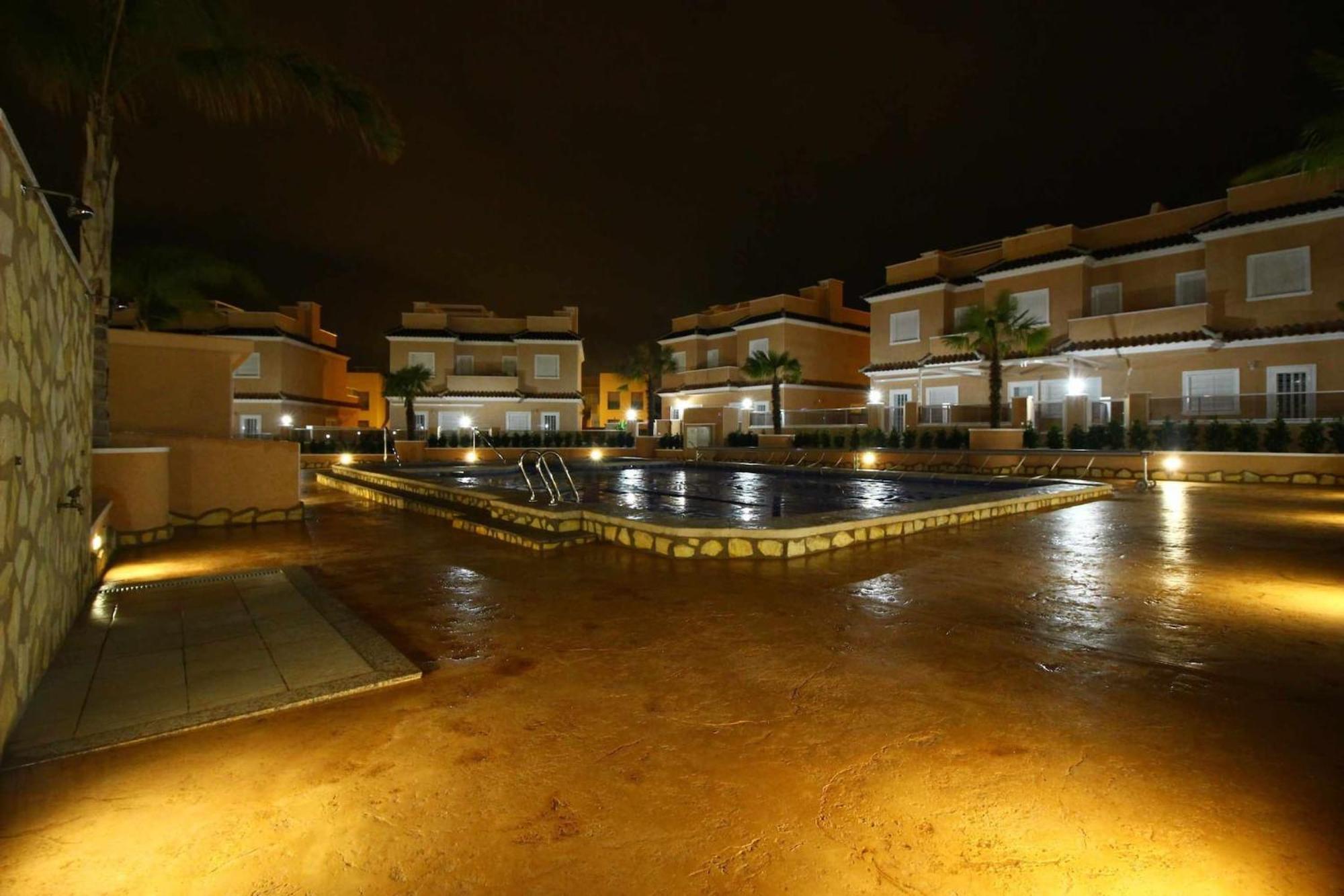Duplex Campoamor Heated Pool 外观 照片